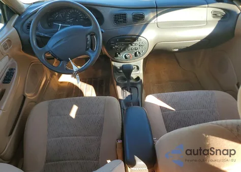 1997 Ford Escort Lx z USA, uszkodzony, nr VIN 3FALP15P3VR110638